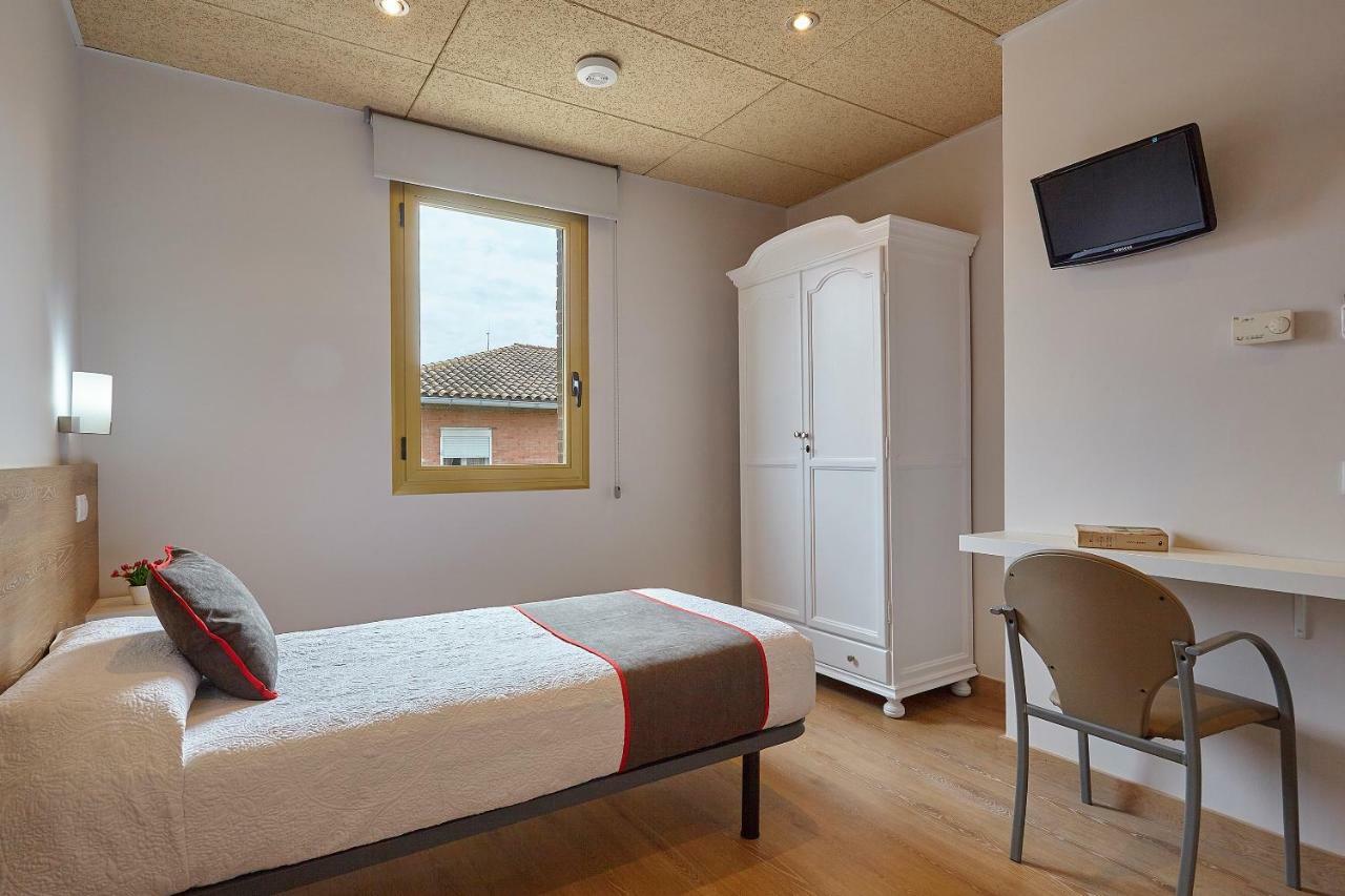 Hostal Nobadis Cervera  Exterior photo